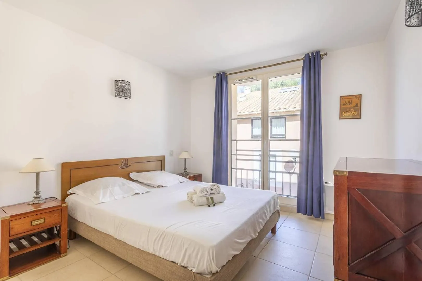 Apartment Superbe T2 Refait A Neuf Proche Du Centre Du Village Et De La Mer Porquerolles