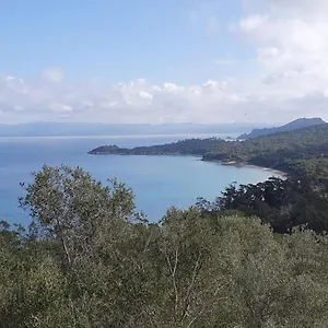 - Nuit Insolite à Bord Du Défi Fou Porquerolles